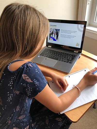 Initiation au curling sur le web