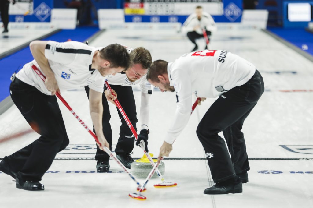 Triple balayage suisse<