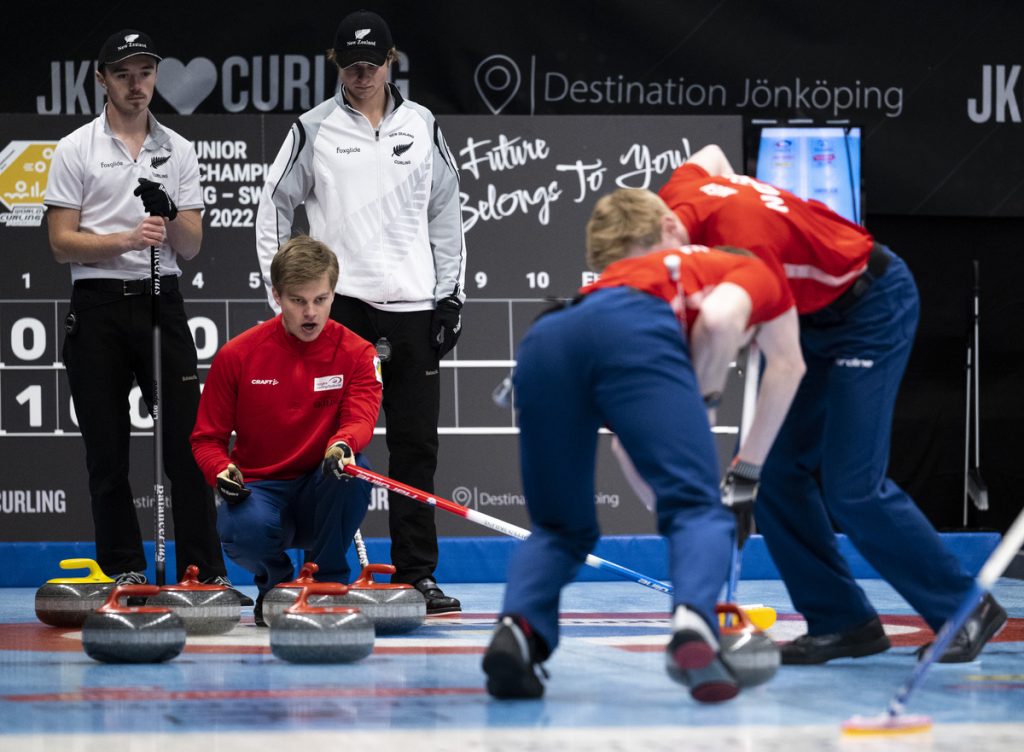 Les équipes norvègienne et néo-zélandais