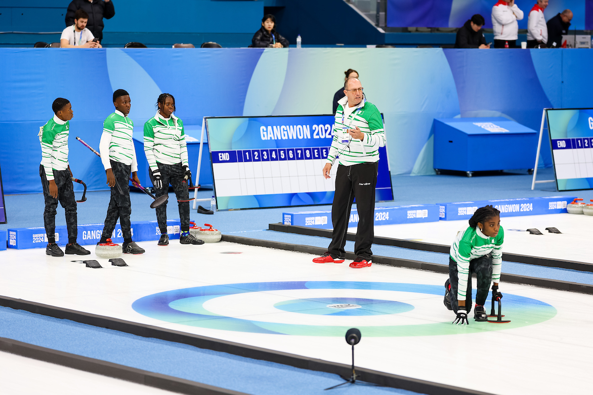 premier
            match sur la glace!